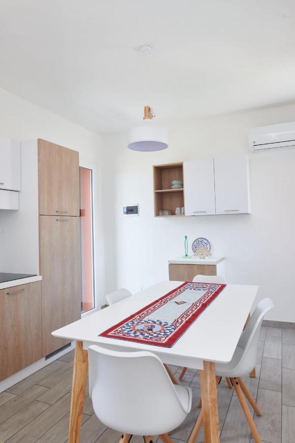 Salinelle Rooms Ласкарі Екстер'єр фото