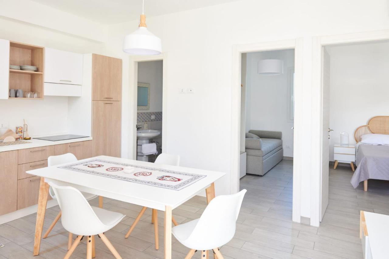 Salinelle Rooms Ласкарі Екстер'єр фото